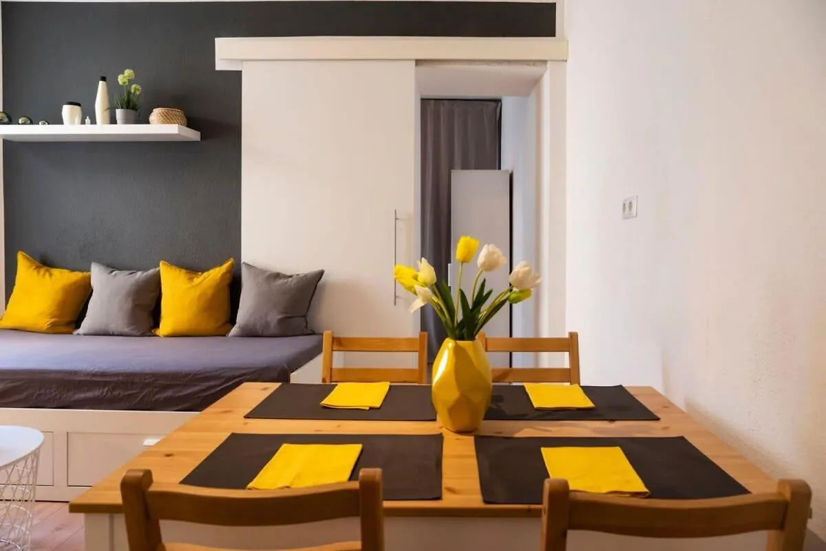 Apartment 2 Bedroom In Great Location In Kreuzberg Berlin